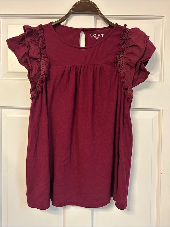 LOFT Tops - LOFT Burgundy Short Sleeve Ruffle & Lace Trim Top